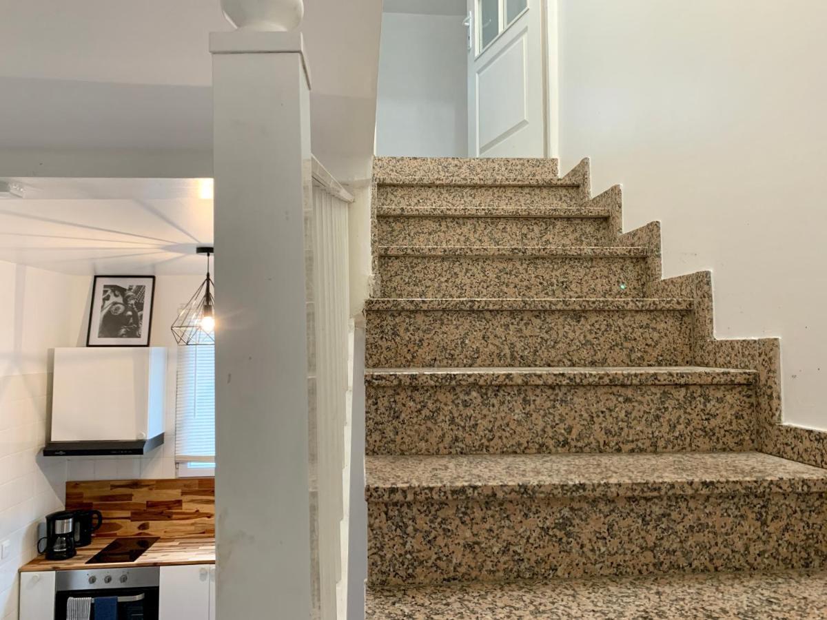 Agreable Maison Avec Parking Gratuit Sur Place. 생드니 외부 사진